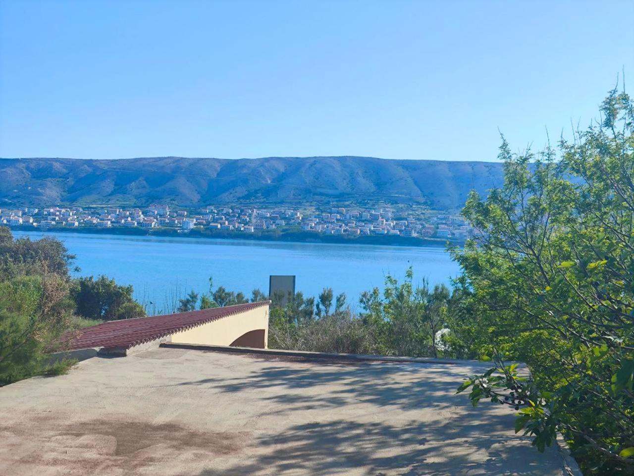 Tonino Apartments Паг Экстерьер фото